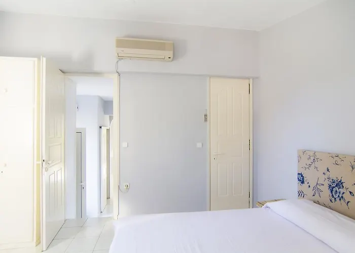 Allegre Complex Villa Kórfos