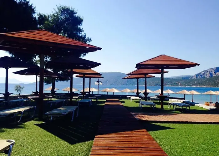 Villa Allegre Complex